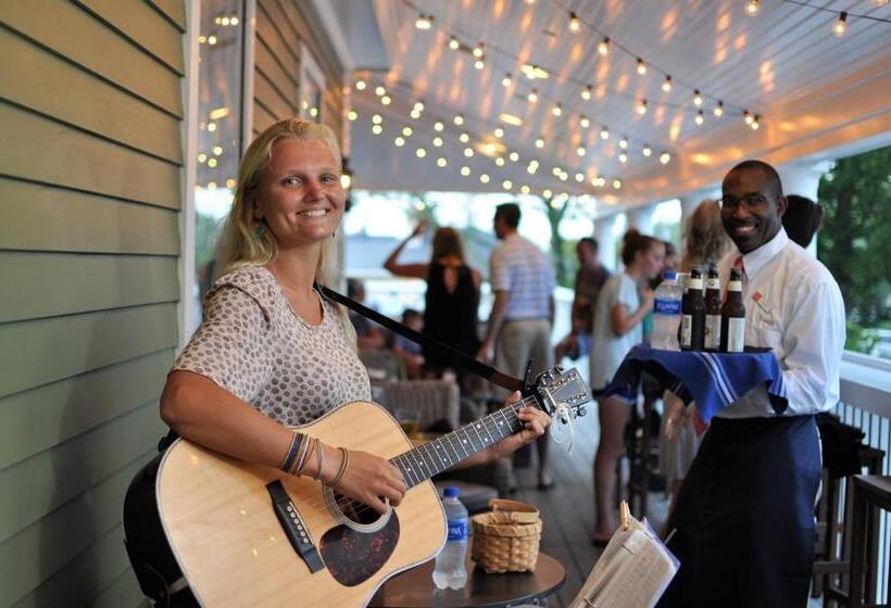 The Nantucket Hotel & Resort