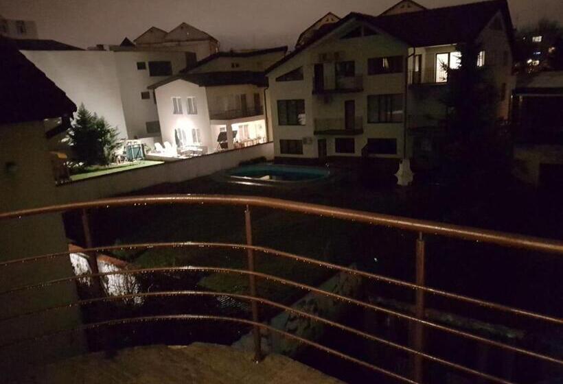 ペンション Bigcitty Rooms