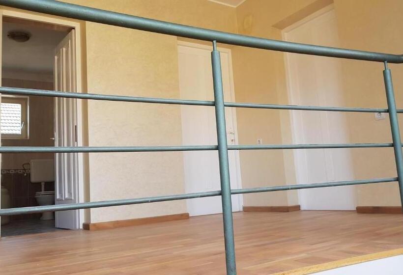 ペンション Bigcitty Rooms