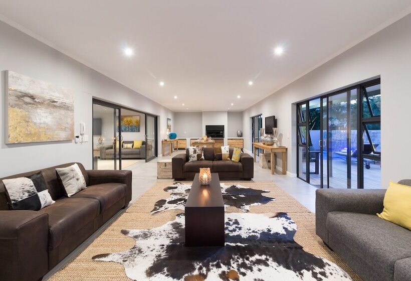 پانسیون The Greens Guest House