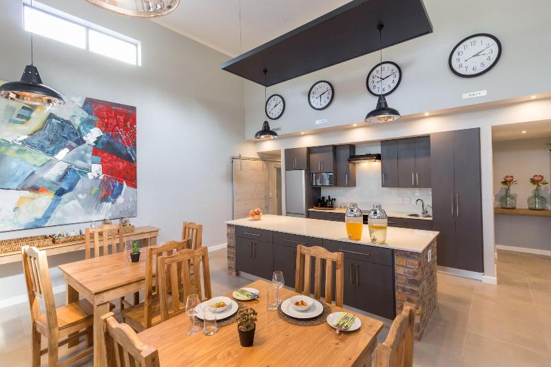 پانسیون The Greens Guest House