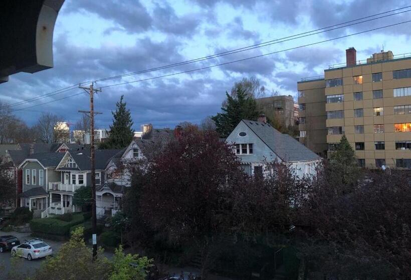 بنسيون Portland International Guesthouse