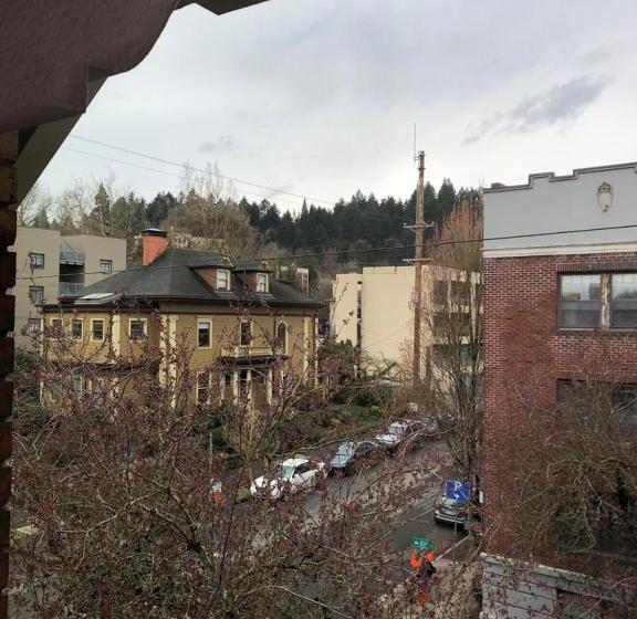بنسيون Portland International Guesthouse