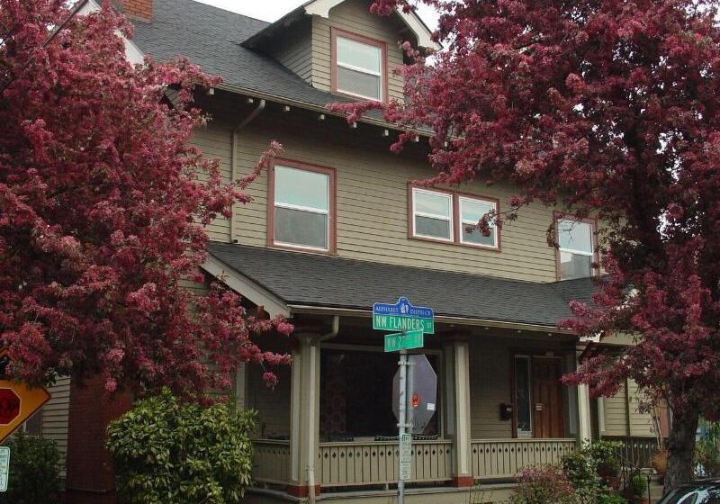 بنسيون Portland International Guesthouse