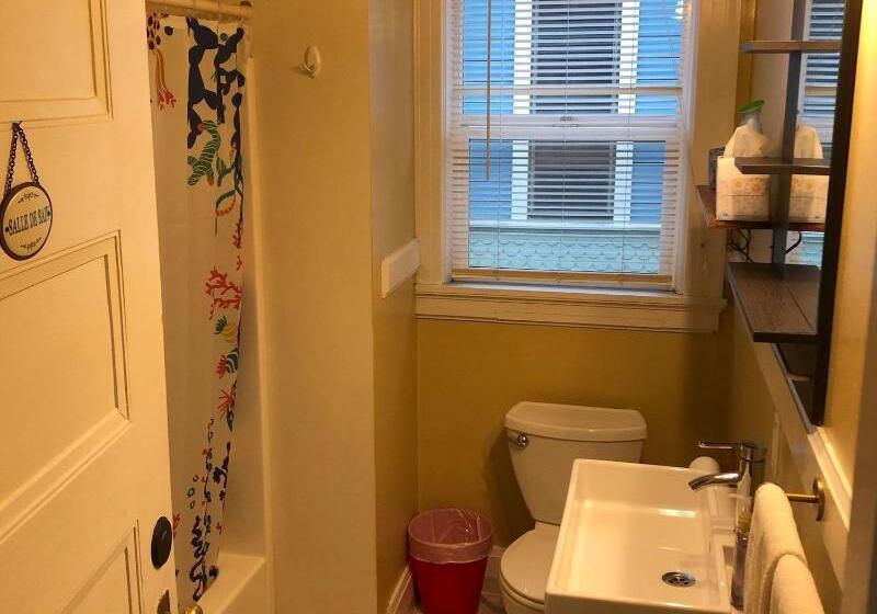 بنسيون Portland International Guesthouse