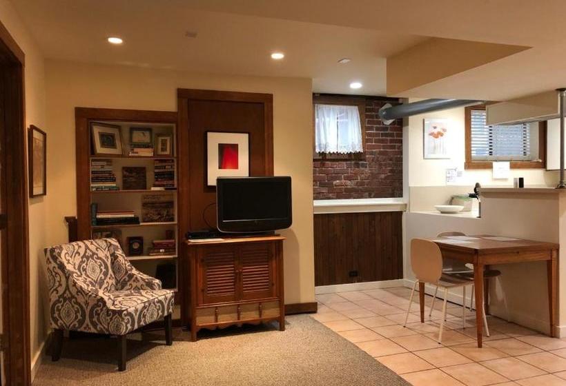 بنسيون Portland International Guesthouse