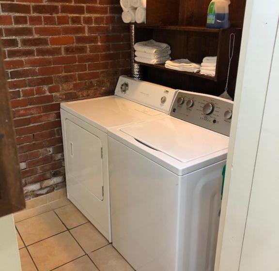 بنسيون Portland International Guesthouse