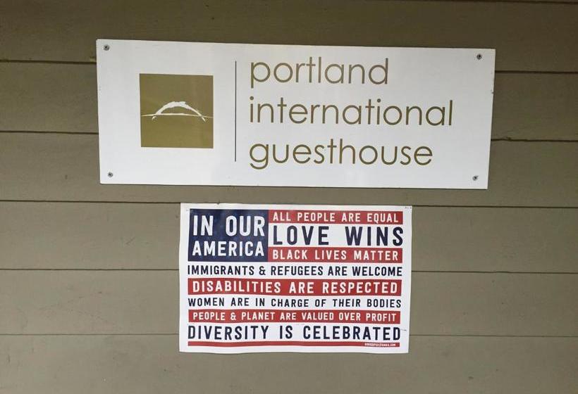 بنسيون Portland International Guesthouse