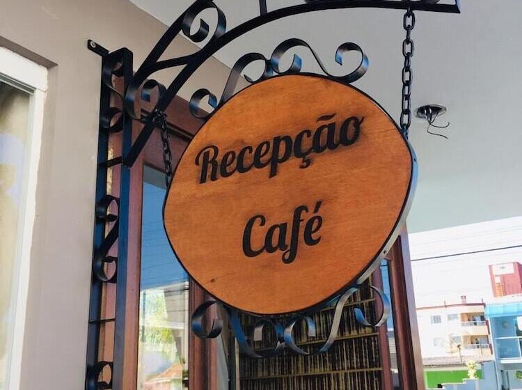 پانسیون Pousada Casapark