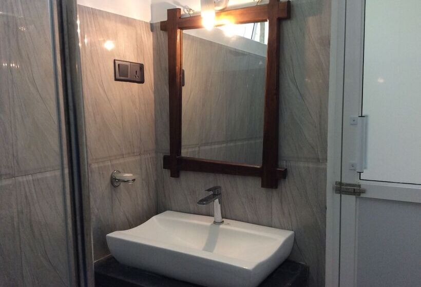 Пансион Sigiriya Rock Hide