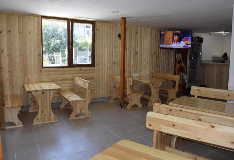 Пансион Terra Guest House