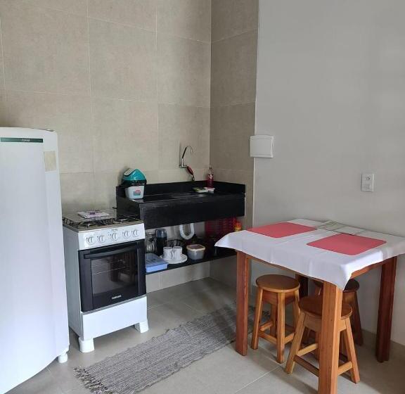 פנסיון Vila Guaiamum