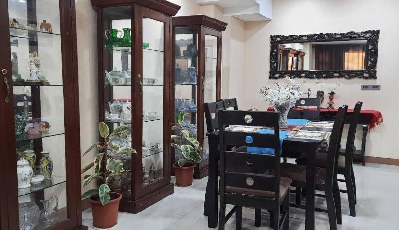 هاستل Hilfrans Lodge