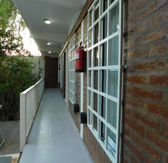 ユースホステル Hostería Teuly