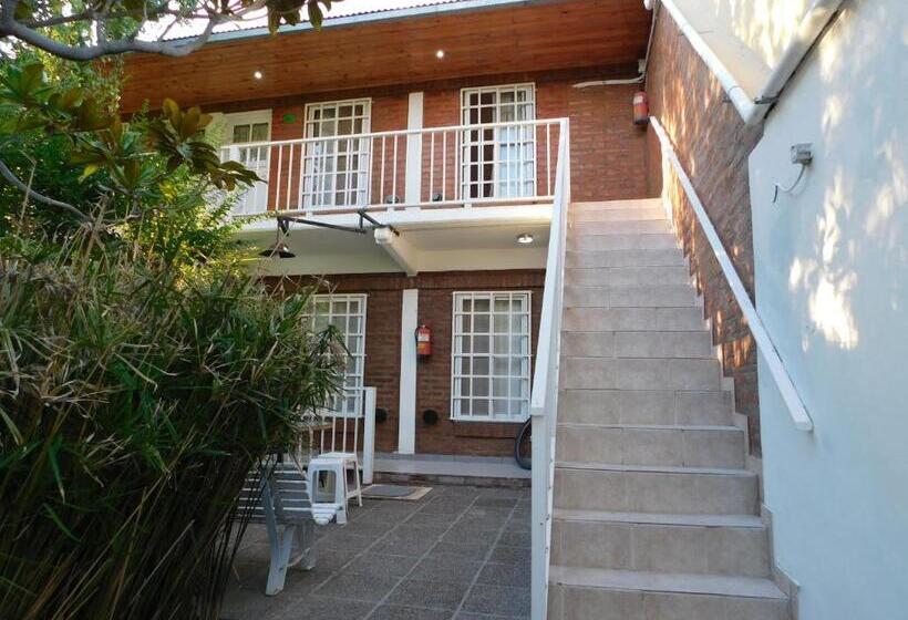 ユースホステル Hostería Teuly