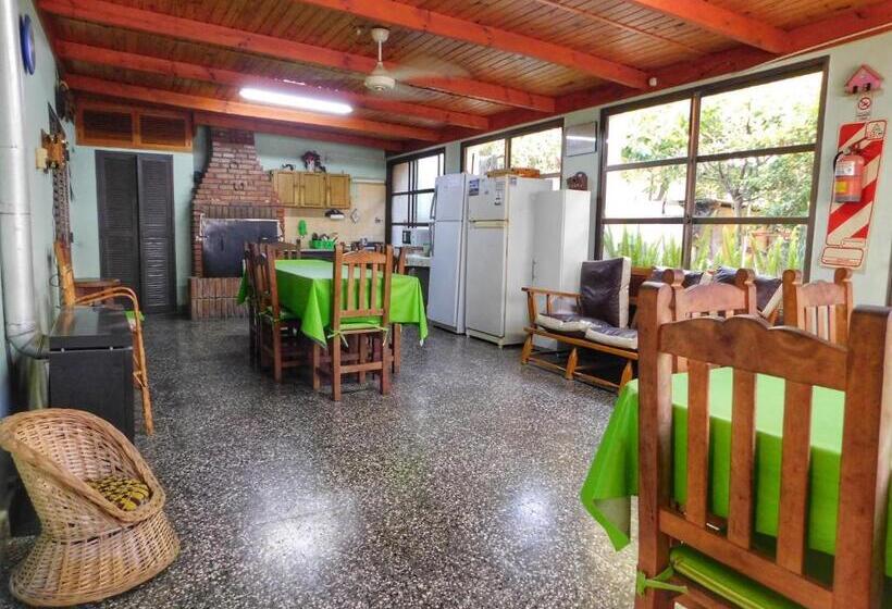 ユースホステル Hostería Teuly