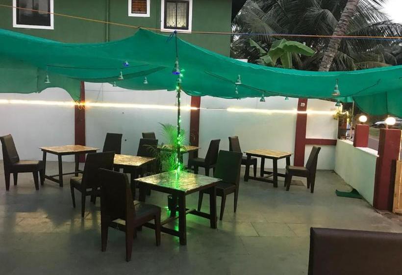 הוסטל Super Deluxe Mansion Stay In Candolim