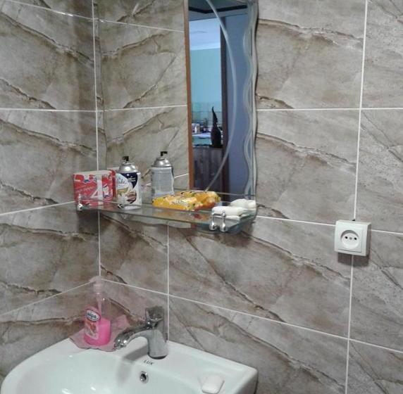 تختخواب و صبحانه Guest Houze Nona