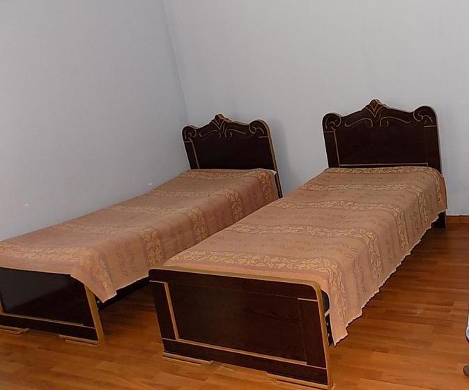 تختخواب و صبحانه Guest Houze Nona