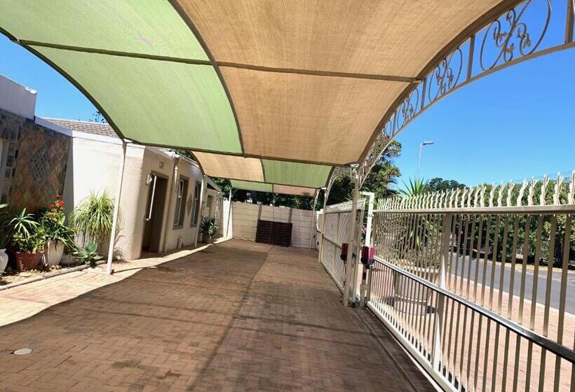 ペンション Arum Field Accommodation