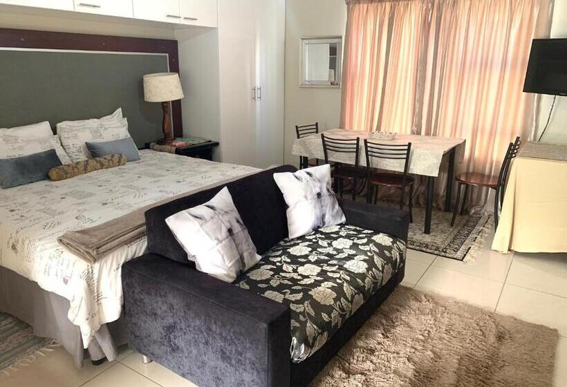 ペンション Arum Field Accommodation