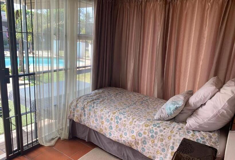 ペンション Arum Field Accommodation