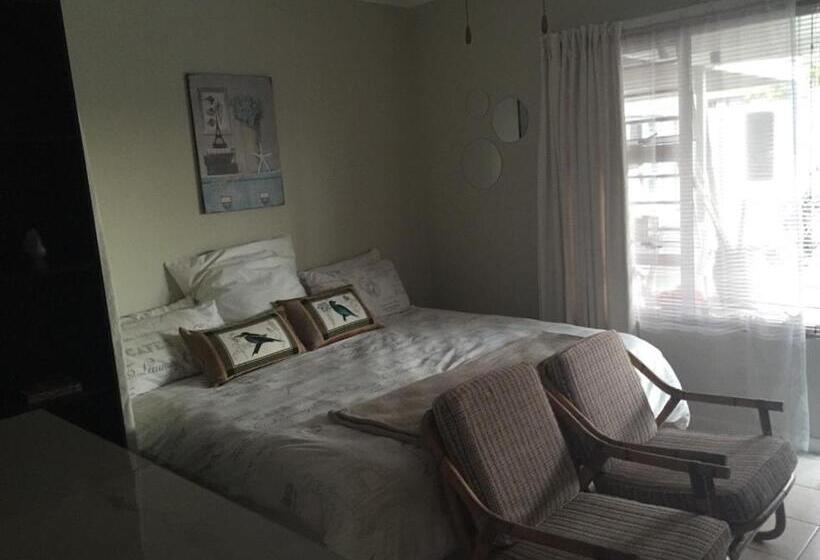 ペンション Arum Field Accommodation