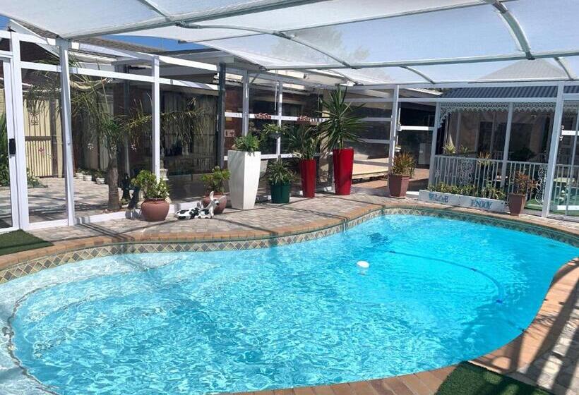 ペンション Arum Field Accommodation