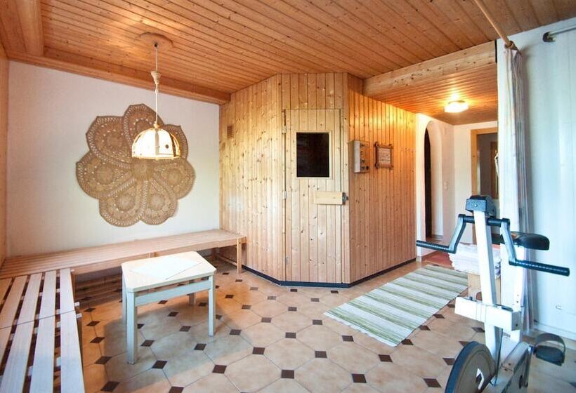 بنسيون Garni Appartement Collina