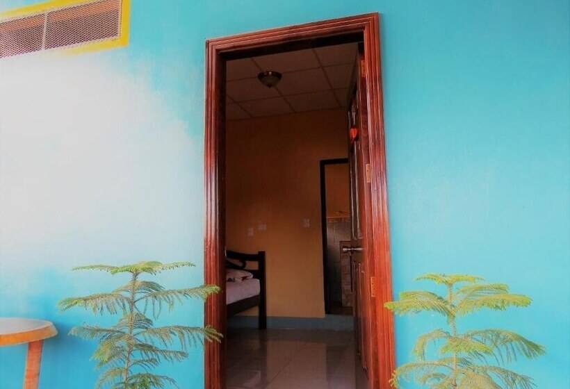 פנסיון Hostal Siero