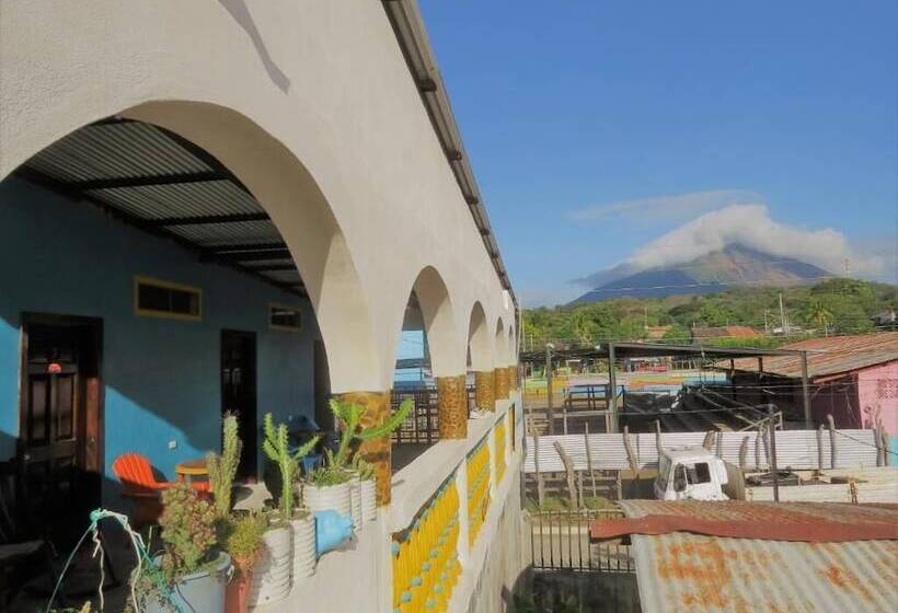 פנסיון Hostal Siero