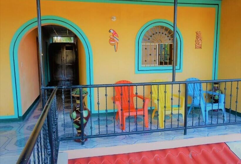 פנסיון Hostal Siero