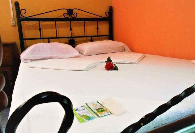 פנסיון Hostal Siero