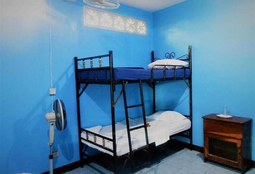 פנסיון Hostal Siero