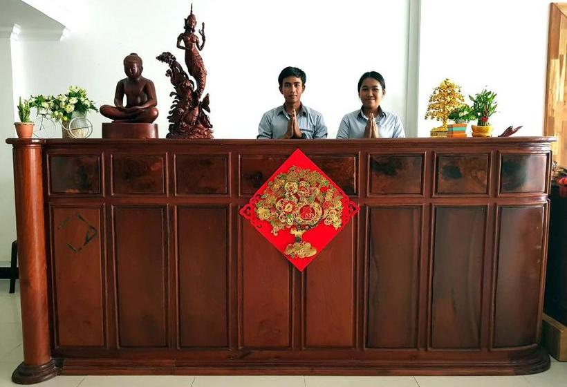 膳宿费 Lucky Hostel