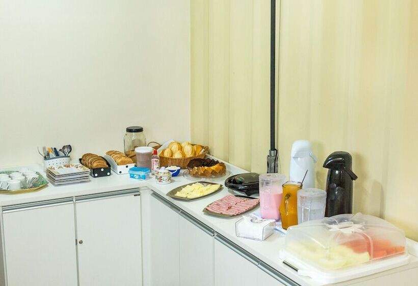 Пансион Residencial Villa Container