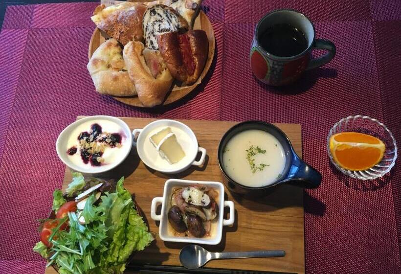 פנסיון Santari