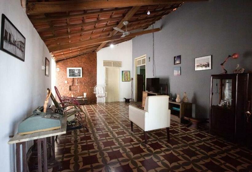 بنسيون Sertões Hospedaria & Cultura