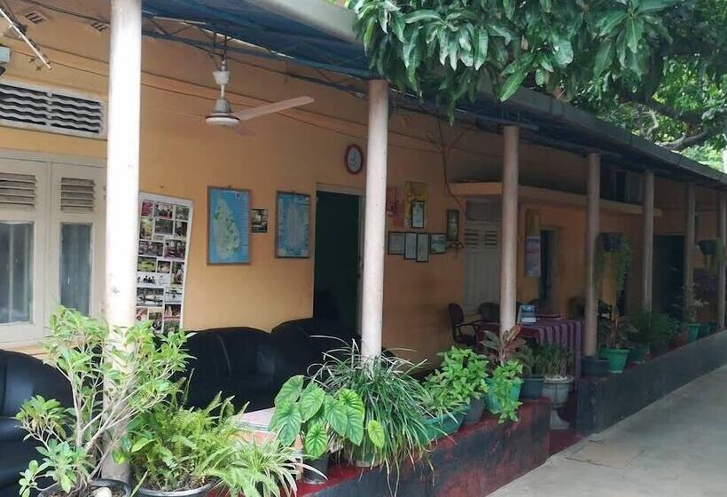 펜션 Vasuki Guest House