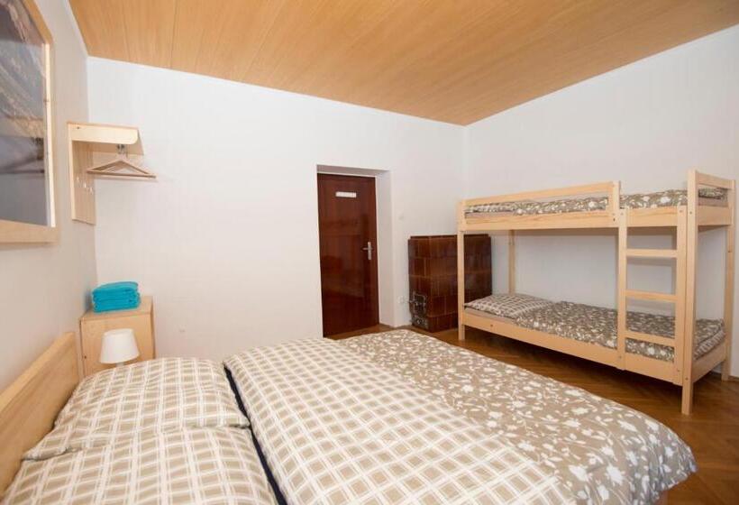 پانسیون Vila Lipa