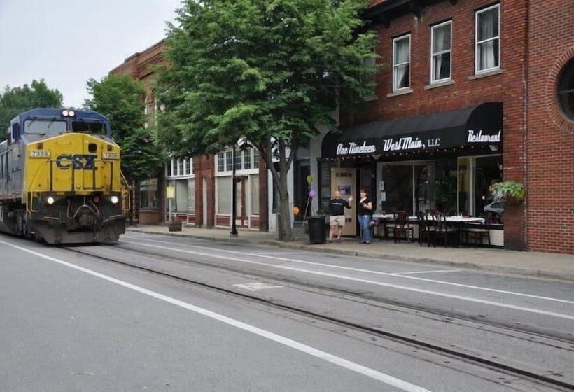 Pillow And Paddock B&b