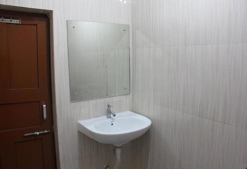 旅馆 Embassy Guest House