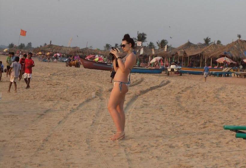 旅馆 Embassy Guest House