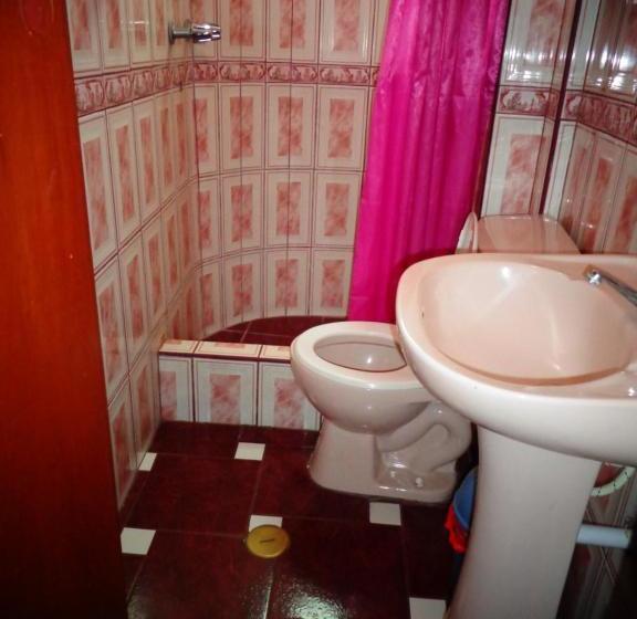 ユースホステル Hospedaje San Pedro Tacna