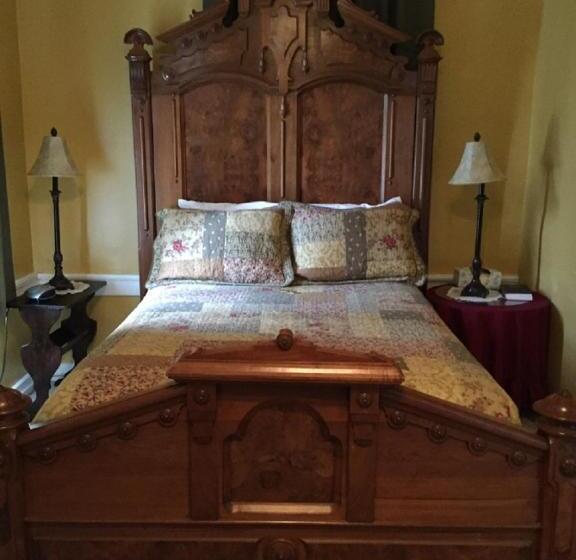 مبيت وإفطار Talbott Tavern And Inn