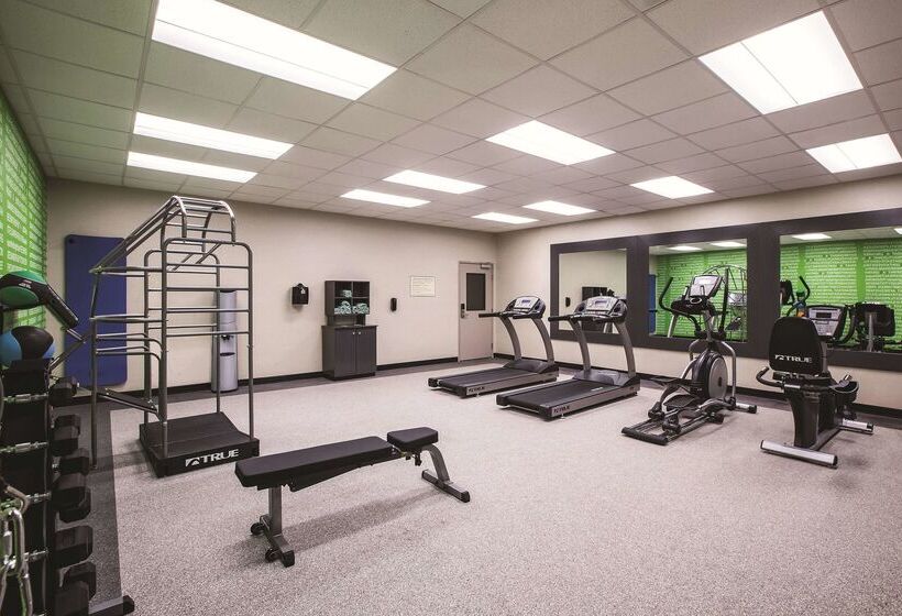 호텔 La Quinta By Wyndham Dallas Northeast Arboretum