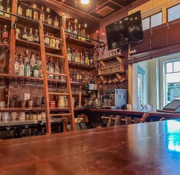 The Charlotte Hotel & Restaurant