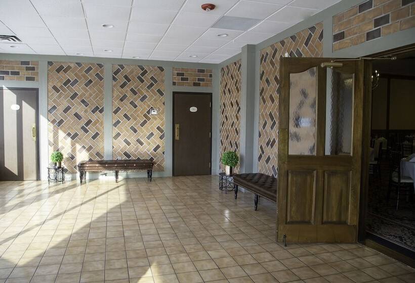호텔 The Stables Inn & Suites