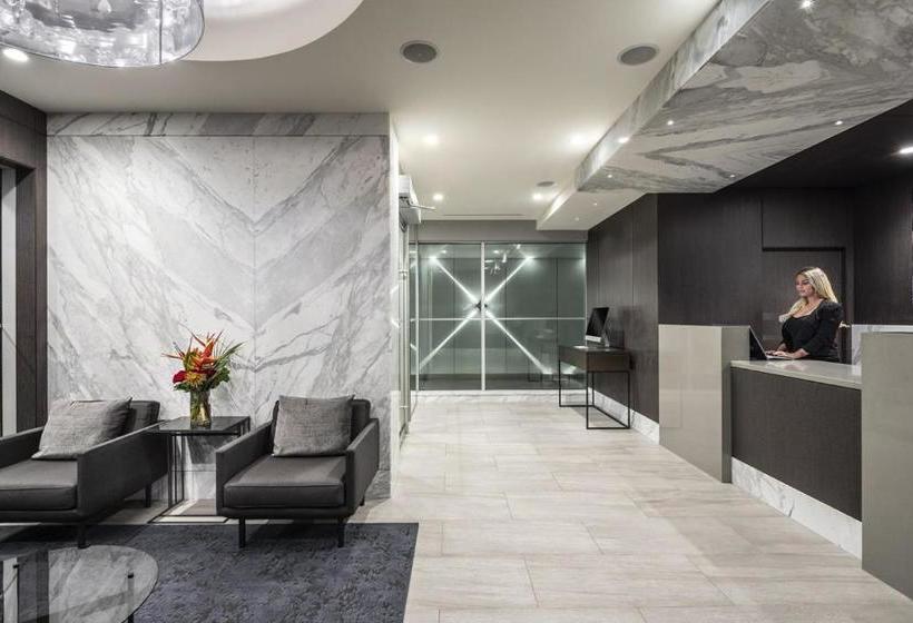 Level Yaletown   Richards