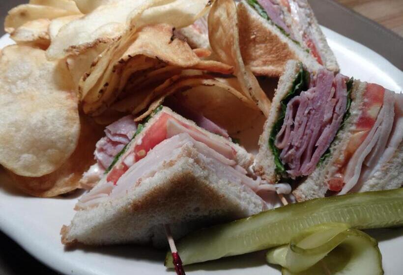 Мотель Buckhorn Resort